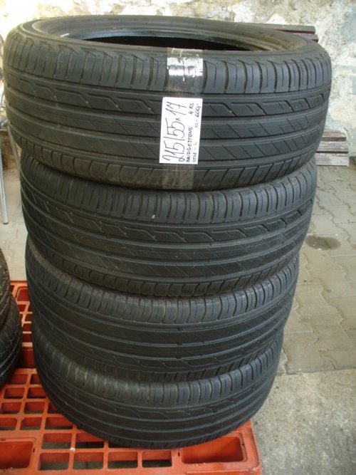 215/55x17 Bridgestone 1  