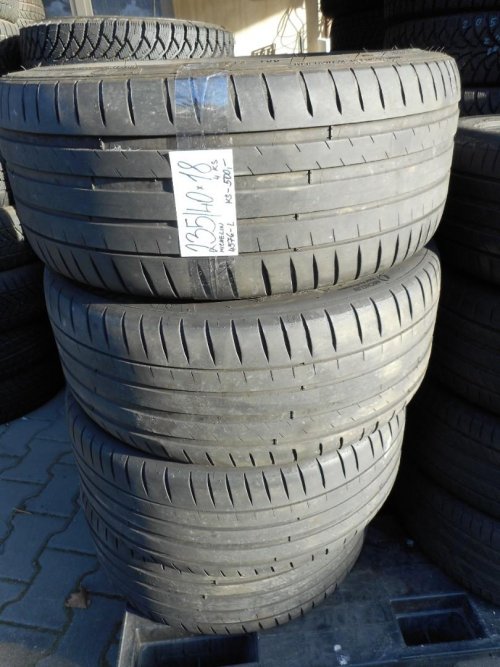 235/40x18 Michelin 1  